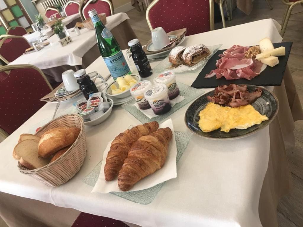 Da Gianni Hotel Zogno Екстер'єр фото